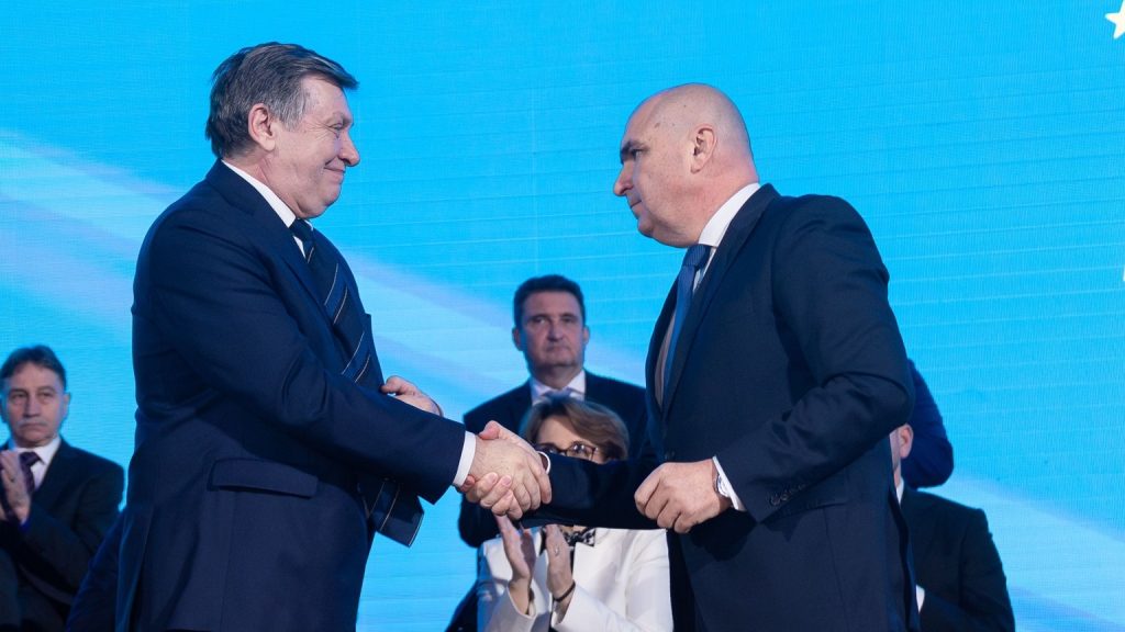 Crin Antonescu ia solicitat lui Ilie Bolojan sa conduca campania