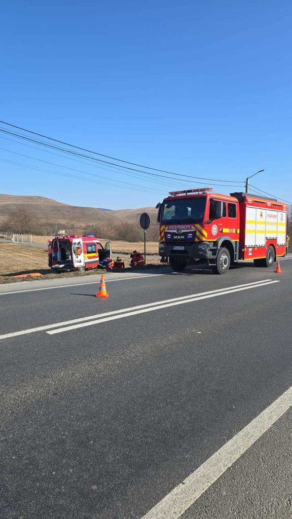 Accident grav pe DN1 la Gilau Copil lovit dus la spital