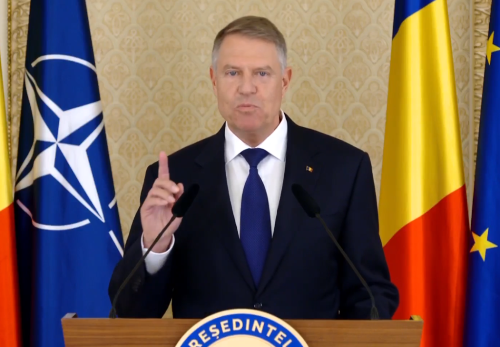 Klaus Iohannis isi anunta demisia din functia de presedinte Pentru a evita o criza politica