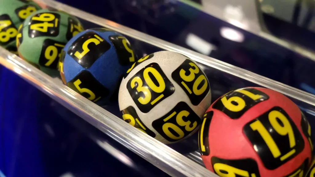 Un oradean a castigat 61558 04 lei la Loto