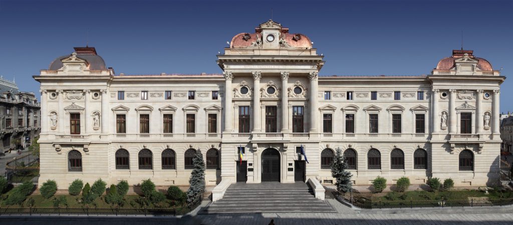 Elev oradean castigator la concursul Eugeniu Carada organizat de BNR