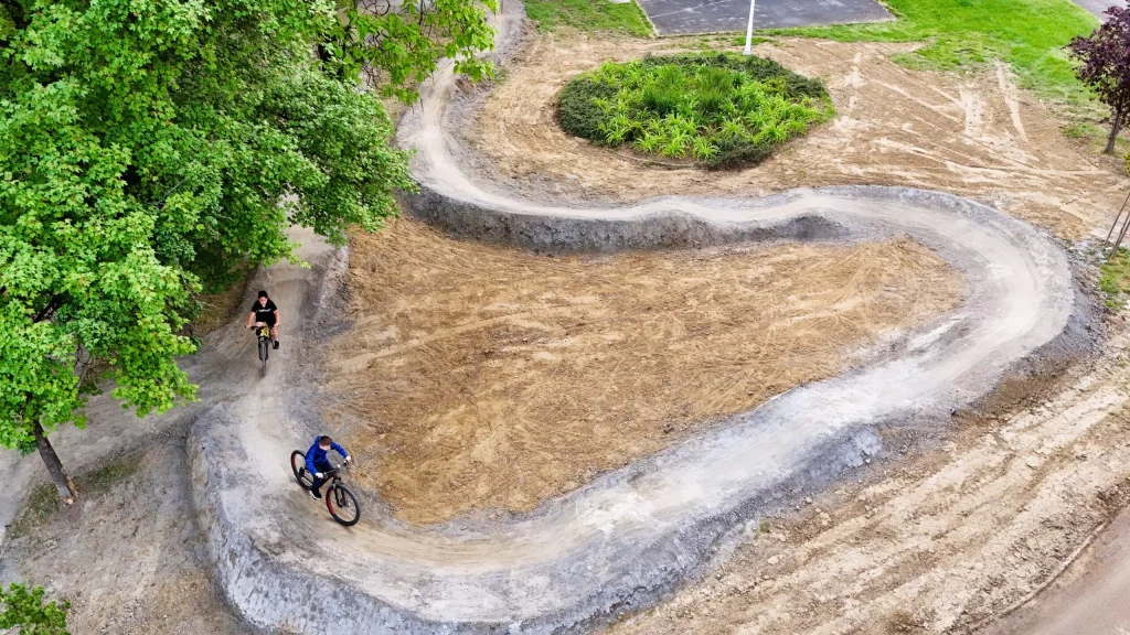 O noua pista de pump track la Oradea