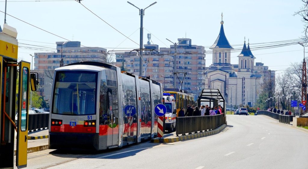 Programul transportului public din Oradea 1 4 mai