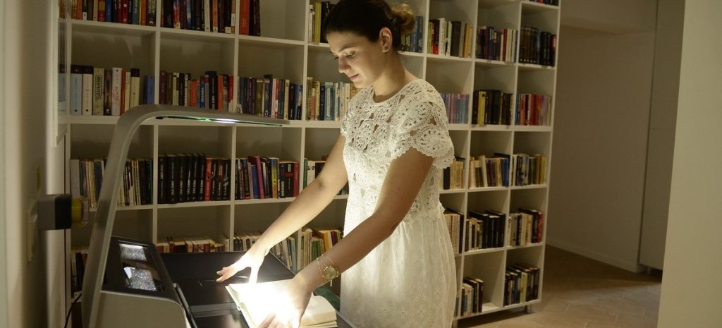 Biblioteca moderna la Baile Felix pentru comunitate