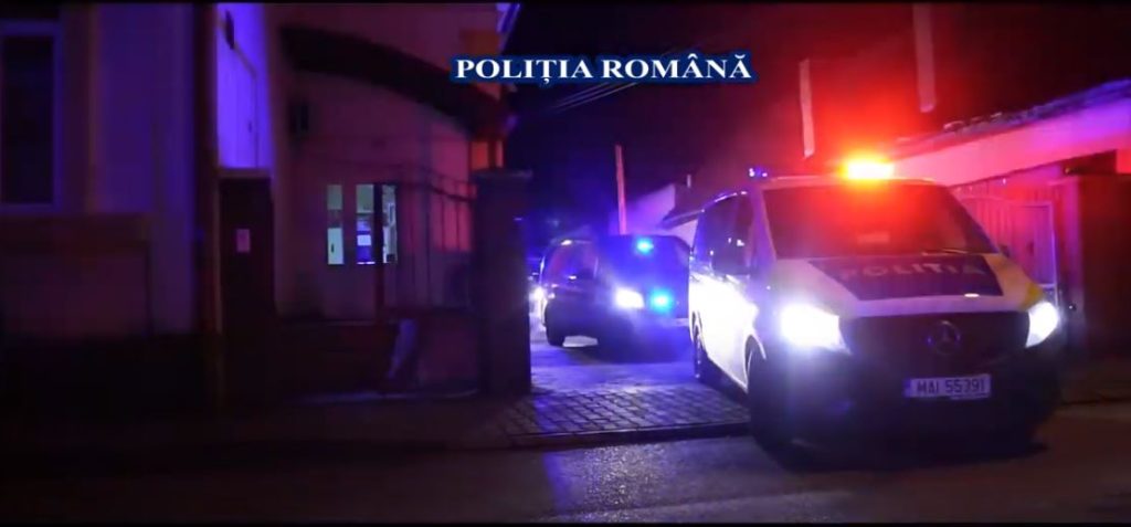 Zeci de perchezitii in Bihor si alte patru judete