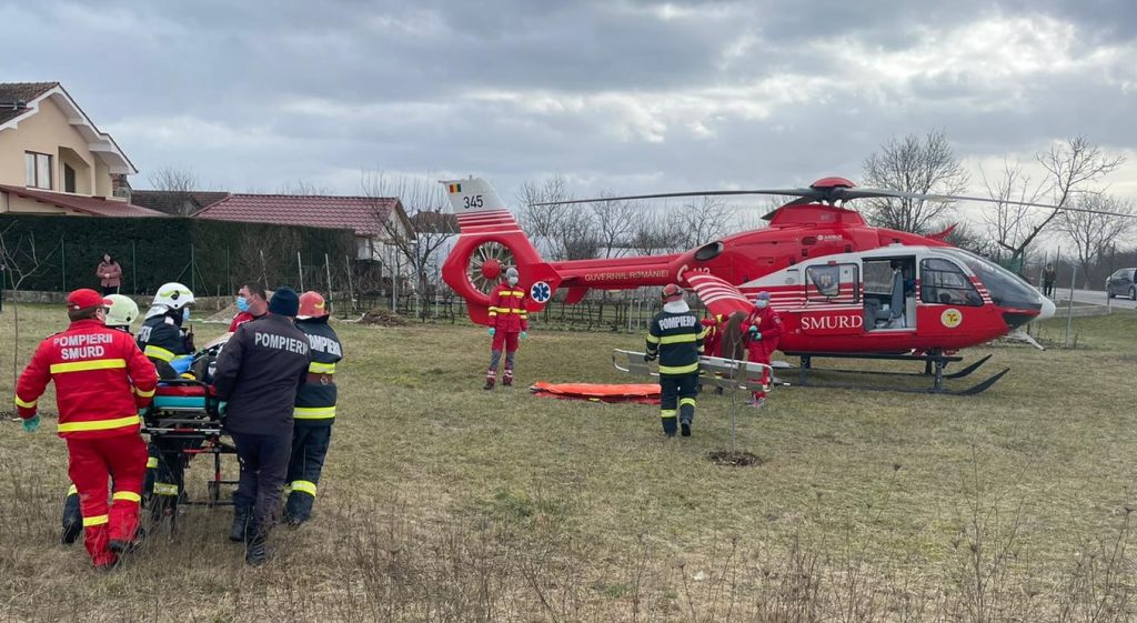 accident grav pe centura alesd patru victime smurd intervenind