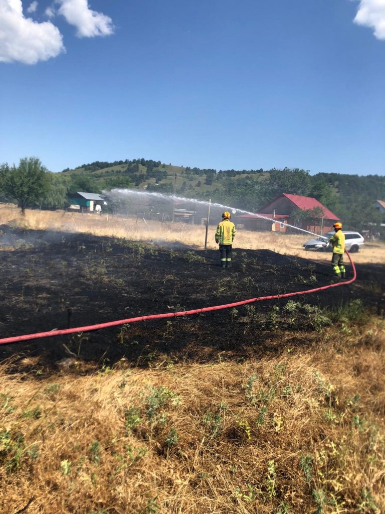 Peste 65 de incendii de vegetaie in Bihor